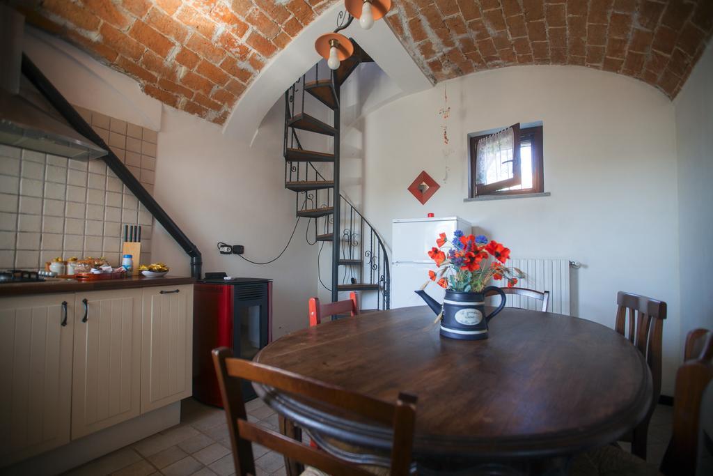 Ca Borgo Vecchio Aparthotel Brusasco Cameră foto